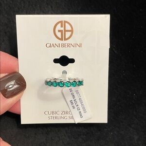 Giani Bernini Silver Ring with Green Stones, Size 7